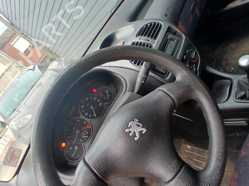 Used Parts PEUGEOT 206 Hatchback (2A/C) 1.4 i 4562475