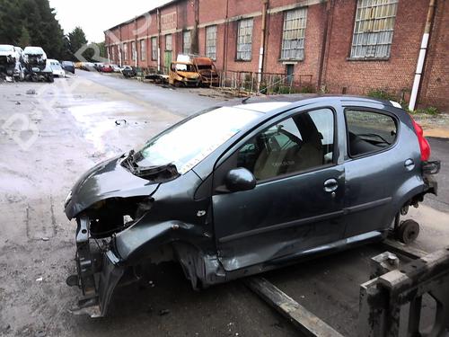 Instrument cluster PEUGEOT 107 (PM_, PN_) 1.4 HDi | BP20352128C47 