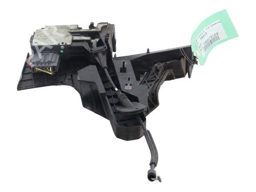 Front left lock FORD FIESTA V (JH_, JD_) 1.6 16V | BP26184886C98 