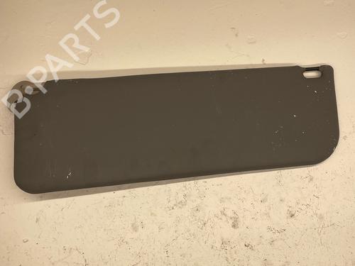 Højre solskærm Højre solskærm FORD TRANSIT Van (FA_ _) 2.0 DI (FAE_, FAF_, FAG_) (100 hp) 36761294 36761294