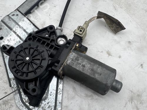 Used Front right window mechanism Front right window mechanism RENAULT ESPACE III (JE0_) 2.2 12V TD (JE0E, JE0H, JE0P) (113 hp) 35939537 35939537