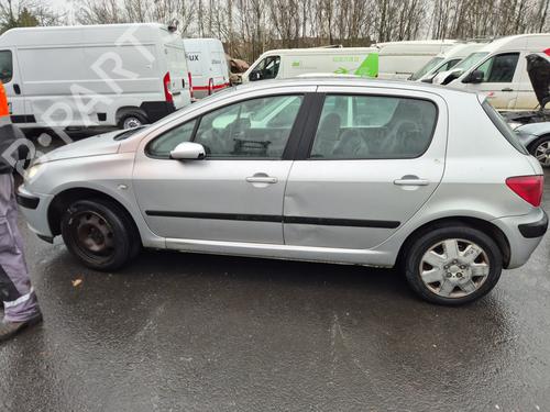Left headlight PEUGEOT 307 (3A/C) 2.0 HDi 110 | BP32427475C28 - Image 11