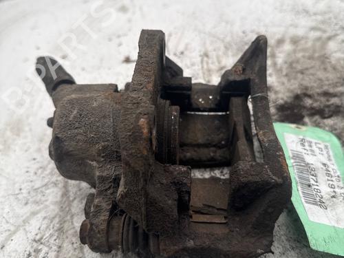 Used Right front brake caliper Right front brake caliper RENAULT CLIO II (BB_, CB_) 1.5 dCi (B/C2J) (68 hp) 39986359 39986359