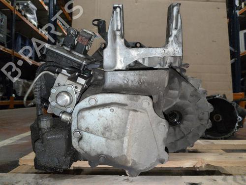 gearbox-citroen-c5-iii-break-rw_-2008-2009-2010-2011-2012-2013-2014-2015-2016-2017-39258284 main image