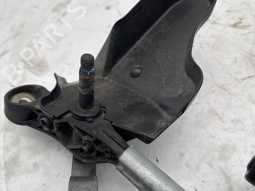 Used Front wiper motor Front wiper motor BMW 1 (F20) 118 d (150 hp) 35902676 35902676