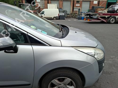 Front left lock PEUGEOT 3008 I MPV (0U_) 1.6 HDi | BP30473634C98 