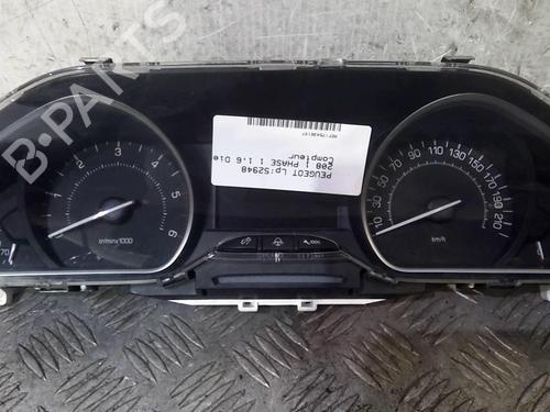 Used Instrument cluster Instrument cluster 20363627 20363627