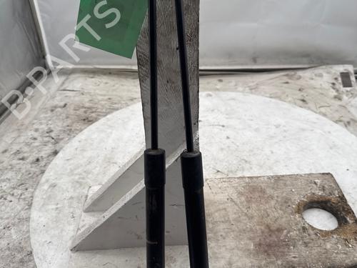 Tailgate lift support RENAULT ZOE (BFM_) ZOE | BP37743156C138 - Image 3