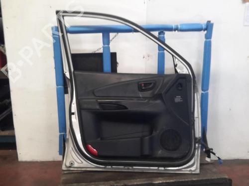 Used Left front door HYUNDAI TUCSON (JM) 2.0 CRDi All-wheel Drive (140 hp) 20355481