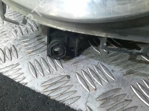 Used Right headlight VW POLO (9N_, 9A_) 1.4 TDI (70 hp) 20359822