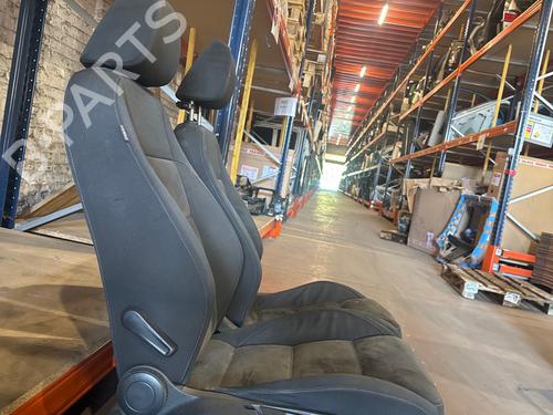 Seats set VW GOLF VI (5K1) 2.0 TDI | BP39020749C78  - Image 8