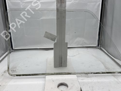 Used Rear right door window Rear right door window RENAULT SUPER 5 (B/C40_) 1.1 (48 hp) 33968720 33968720