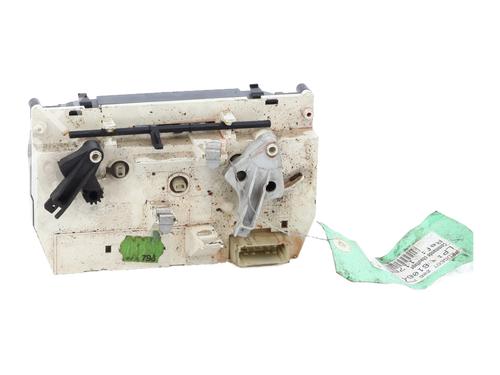 Used Climate control Climate control PEUGEOT 206 Hatchback (2A/C) 1.4 HDi eco 70 (68 hp) 31704337 31704337