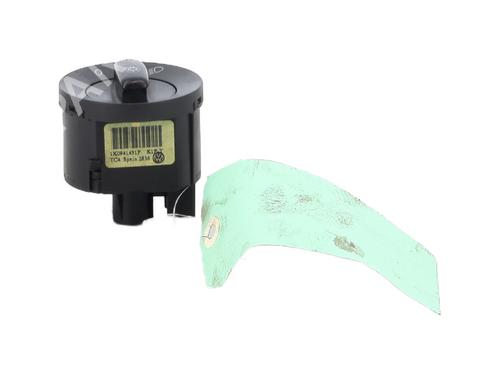 Used Headlight switch VW GOLF PLUS V (5M1, 521) 1.9 TDI (105 hp) 30528233