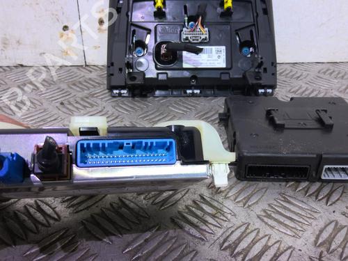 radio-renault-clio-v-b7_-16-e-tech-140-b7mu-nt-2019-21817708 main image