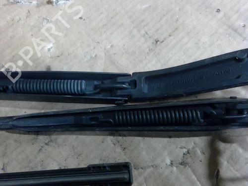 front-windshield-wiper-arm-renault-clio-iv-bh_-2012-2013-2014-2015-2016-2017-2018-2019-2020-2021-30788805 main image