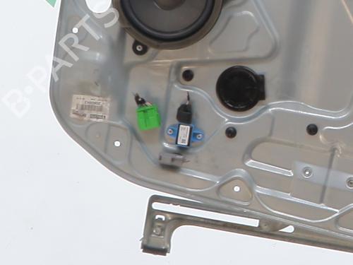 Used Front left window mechanism Front left window mechanism VOLVO C30 (533) D2 (115 hp) 33803848 33803848