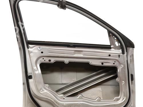 Left front door VOLVO V70 III (135) D5 | BP30147825C2 