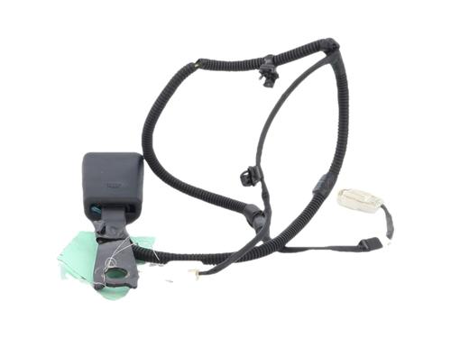 seat-buckle-toyota-yaris-_p13_-2010-2011-2012-2013-2014-2015-2016-2017-2018-2019-2020-36184807 main image