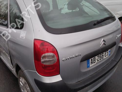 Right taillight CITROËN XSARA PICASSO (N68) 1.6 HDi | BP25900142C35 