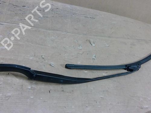 Ramię wycieraczki przedniej szyby RENAULT LAGUNA II (BG0/1_) 1.9 dCi (BG1A, BG1W, BG0G) | BP30823604C143 