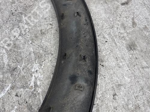rear-right-wheel-arch-trim-citroen-c3-iii-sx-2016-40467093 main image
