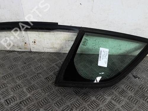 Vidro triangular frente direito Vidro triangular frente direito CITROËN C3 II (SC_) 1.4 HDi 70 (SC8HZC, SC8HR0, SC8HP4) (68 hp) 20354659 20354659