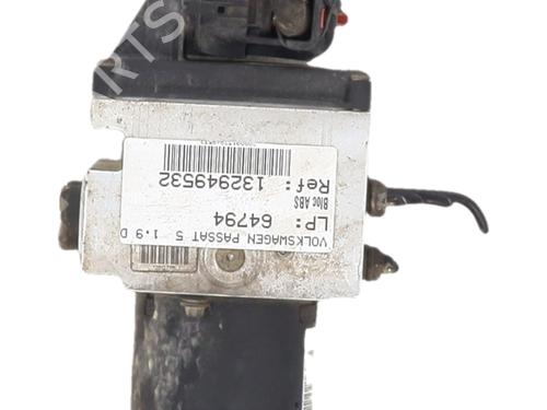 ABS pump VW PASSAT B6 (3C2) 1.9 TDI | BP39425568M43 - Image 4