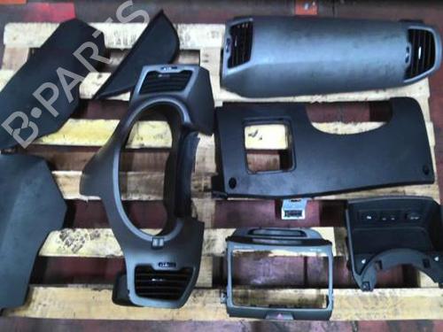 Used Dashboard Dashboard KIA SPORTAGE III (SL) 1.7 CRDi (116 hp) 30082200 30082200