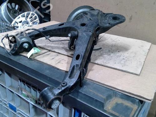 Used Left rear steering knuckle Left rear steering knuckle PEUGEOT EXPERT Van (V_) E-EXPERT (136 hp) 30147839 30147839