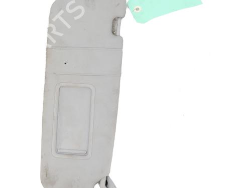 Used Right sun visor Right sun visor AUDI A3 Sportback (8PA) 1.6 TDI (105 hp) 26003958 26003958