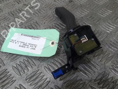 Used Steering column stalk Steering column stalk SEAT ALTEA (5P1) 1.9 TDI (105 hp) 20359418 20359418