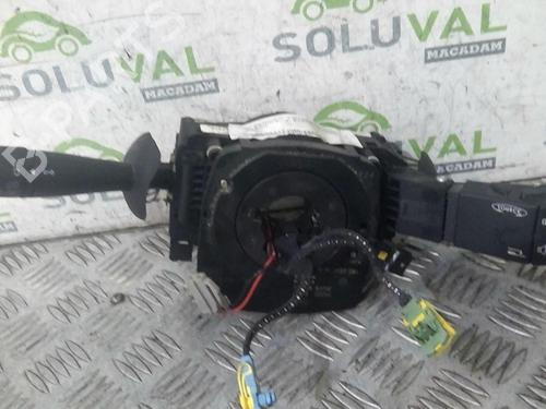 Used Steering column stalk RENAULT ESPACE IV (JK0/1_) 2.2 dCi (JK0H) (150 hp) 21728179