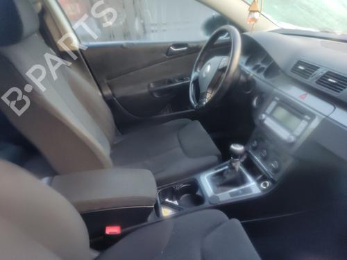 Radio VW PASSAT B6 (3C2) 1.9 TDI | BP32306973E6 - Image 4