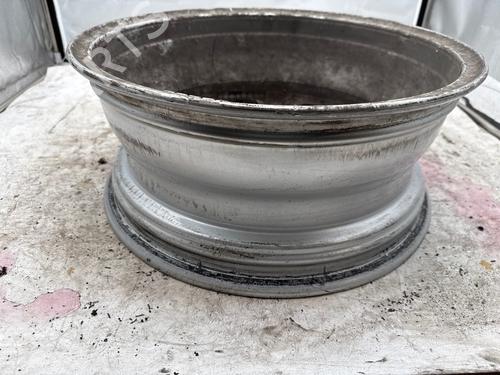 Used Rim Rim 38976814 38976814
