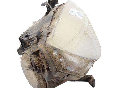 Used Right headlight Right headlight PEUGEOT 307 (3A/C) 1.4 (75 hp) 31166556 31166556