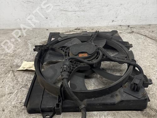 Used Radiator fan Radiator fan HYUNDAI GETZ (TB) 1.3 i (82 hp) 40289961 40289961