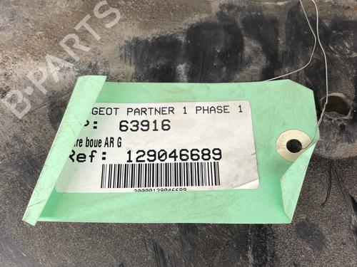 wheel-arch-peugeot-partner-mpv-5_-g_-1996-37246238 main image