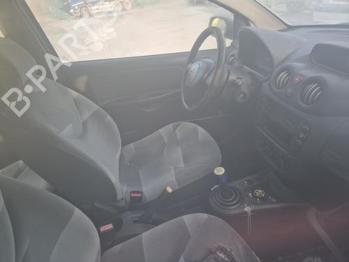 Fuse box CITROËN C2 (JM_) 1.4 | BP32656822E1 