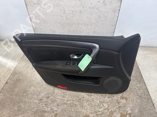 Venstre frontpanel Venstre frontpanel 39551330 39551330