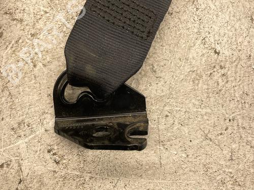 Sikkerhedssele bag venstre Sikkerhedssele bag venstre VW GOLF SPORTSVAN VII (AM1, AN1) 1.6 TDI (110 hp) 37450785 37450785