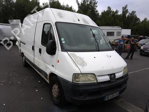 Grille PEUGEOT BOXER Van (244) 2.8 HDi | BP20351695C40