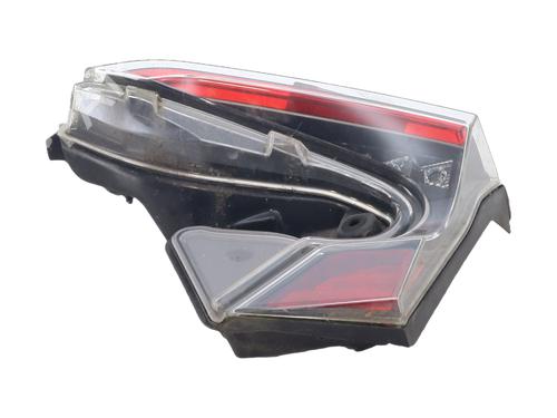 right-tailgate-light-toyota-c-hr-_x1_-2016-39519174 main image