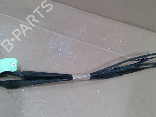 Used Front windshield wiper arm VOLVO S60 I (384) D5 (163 hp) 30562515
