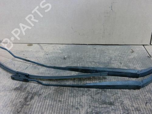 Used Front windshield wiper arm CITROËN C3 II (SC_) 1.6 HDi (92 hp) 27504303