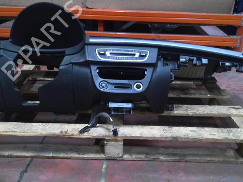 Dashboard RENAULT MEGANE III Coupe (DZ0/1_) 1.5 dCi (DZ09, DZ0D, DZ1F, DZ1G, DZ14, DZ29) | BP31016712C46