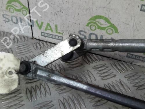 Used Front wiper motor Front wiper motor VW PASSAT B6 (3C2) 1.9 TDI (105 hp) 20358179 20358179