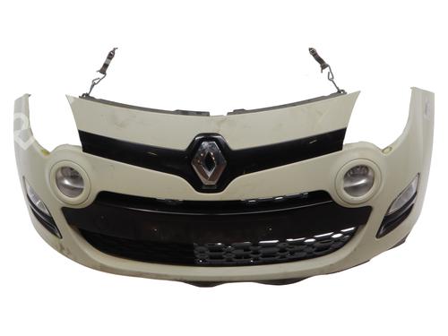 Used Front bumper RENAULT TWINGO II (CN0_) 1.5 dCi 75 (75 hp) 32128531