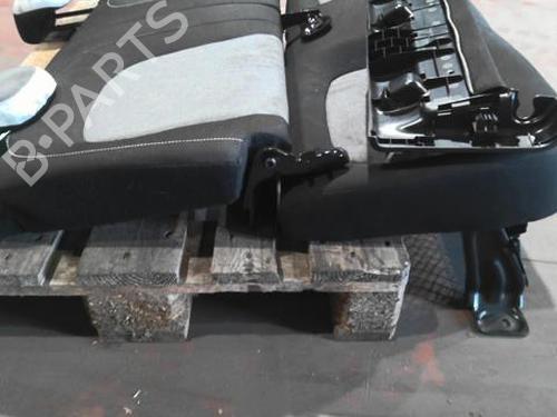 Rear seat RENAULT TWINGO III (BCM_, BCA_) 1.0 SCe 70 (BCMB) | BP29596548C17 
