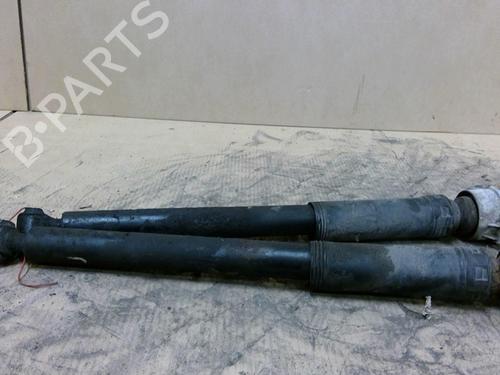 Used Right rear shock absorber MERCEDES-BENZ C-CLASS (W204) C 220 CDI (204.002) (170 hp) 29082549